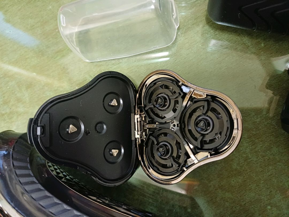 헤임 전기면도기 3헤드 로터리 방식--4