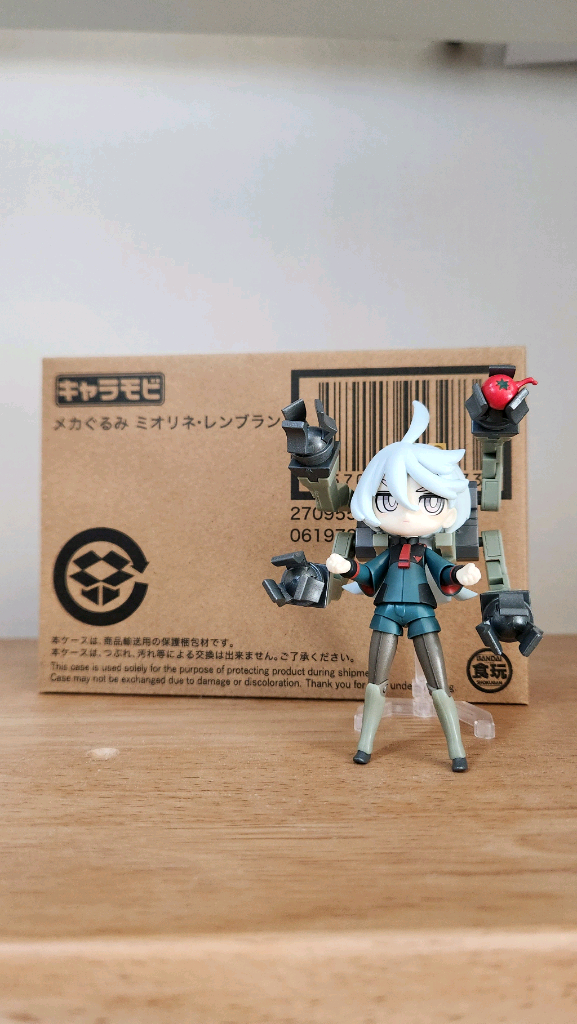 수성의마녀 메카구루미 슬레타, 미오리네 피규어--2