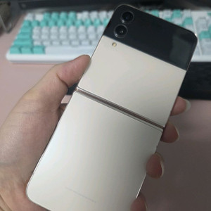 갤럭시z플립4 256g 무잔상S급 서울z플립4 인천z플립4 대구z플립4 파주z플립4 일산z플립4 익산z플립4 중고폰