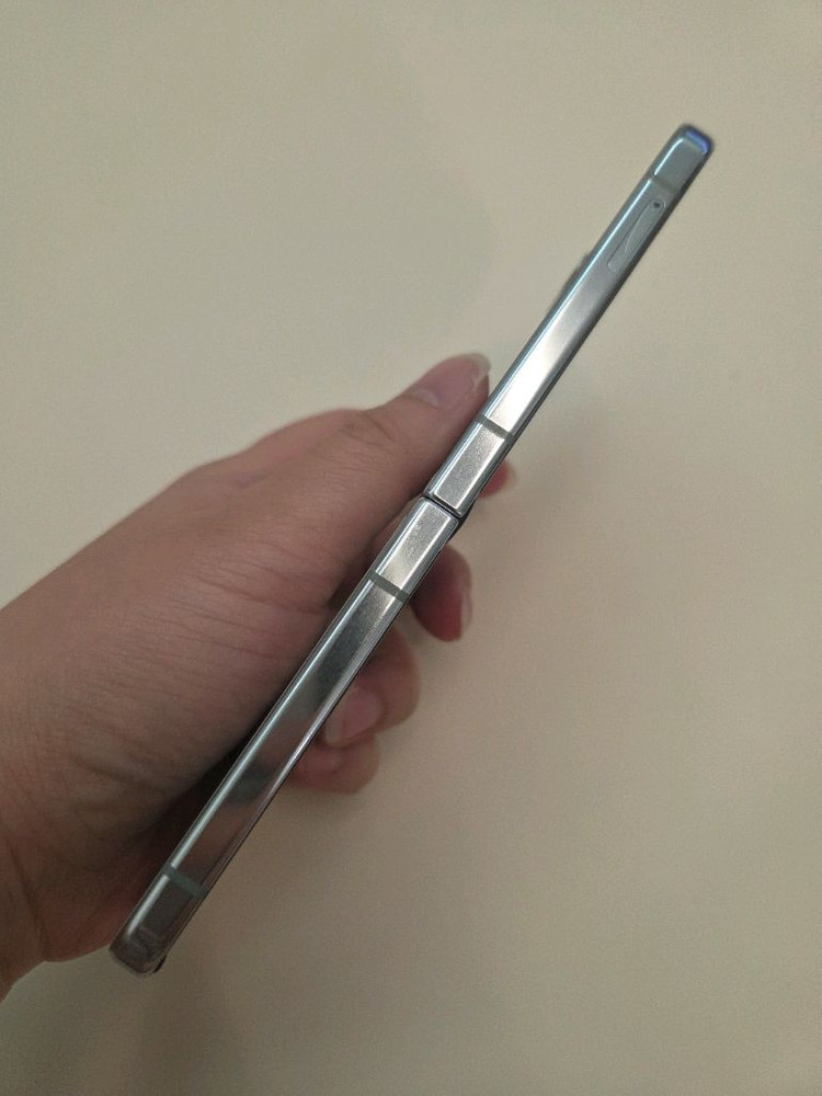 갤럭시 Z플립5 256g 특S급 서울z플립5 부산z플립5 대구z플립5 인천z플립5 강원z플립5 파주z플립5--2