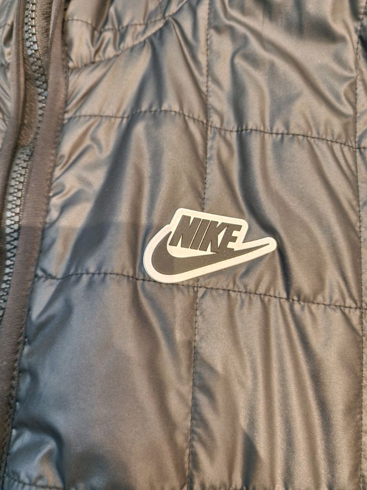 나이키 퀼팅 패딩 점퍼 블랙 M-L 사이즈 남녀공용 자켓 이미지