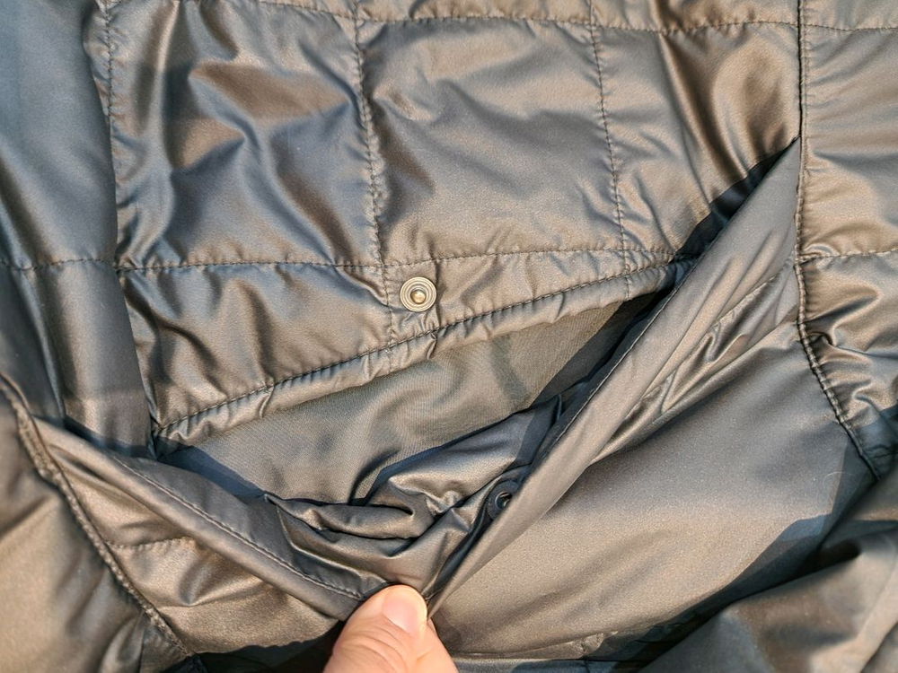 나이키 퀼팅 패딩 점퍼 블랙 M-L 사이즈 남녀공용 자켓 이미지