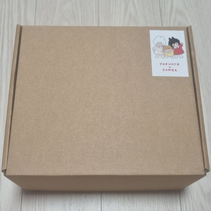 유보라 폼이님 콜라보 거울 (포용 씰스 작가님)