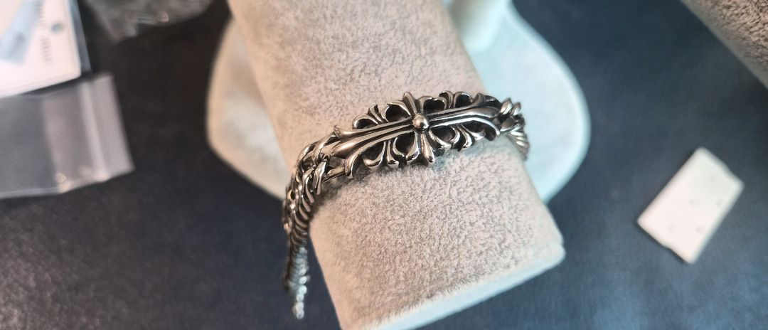 십자가 팔찌 새상품--1