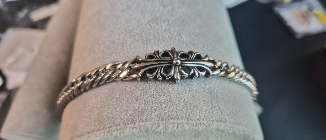 십자가 팔찌 새상품--2