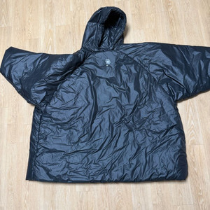 이지 갭 엔지니어드 바이 발렌시아가 티컷 퍼퍼 파카 블랙 S