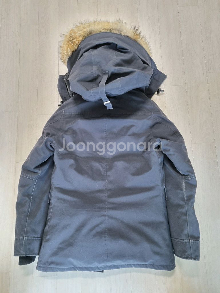 캐나다구스 샬럿 파카 패딩팝니다--1