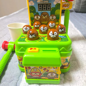 두더지 잡기 게임기