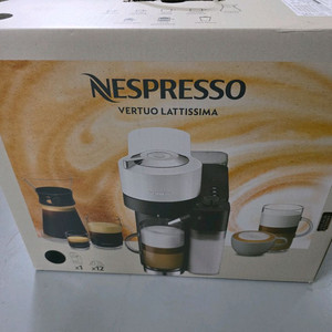 네스프레소 버츄오 라티시마 GDV5 블랙 미개봉 새제품