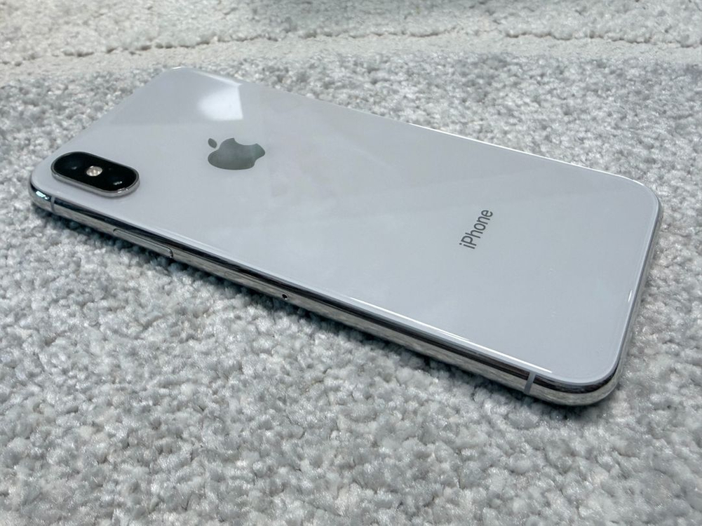아이폰 XS 256GB 실버 / 배터리 100% / 상태 매우 양호--6