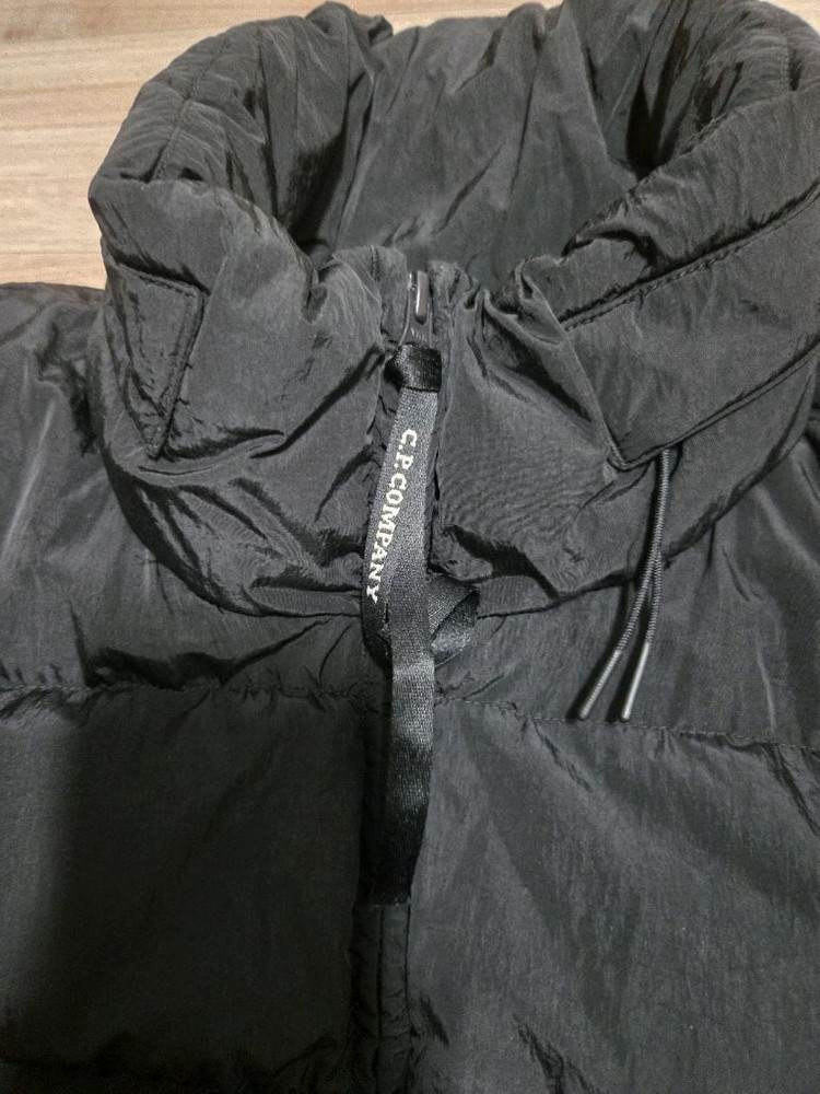 CP컴퍼니 Chrome-R 블랙 다운 패딩 이미지
