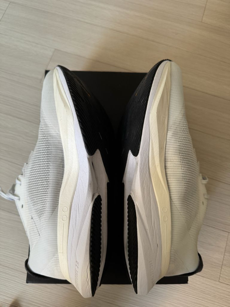 아디다스 보스턴12 런닝화 이미지