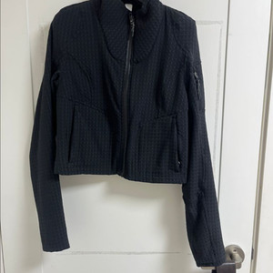 룰루레몬 여성 크롭 집업 자켓 6 블랙