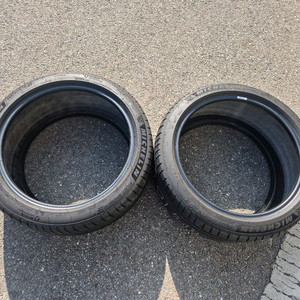 미쉐린 ps4 별마킹 255 40 19 타이어 팝니다