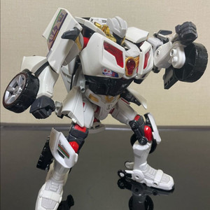 또봇 [에볼루션 또봇Y 쉴드온] 이미지