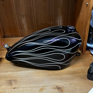 셔블 캬브 연료탱크 할리 장착만해본 새상품급