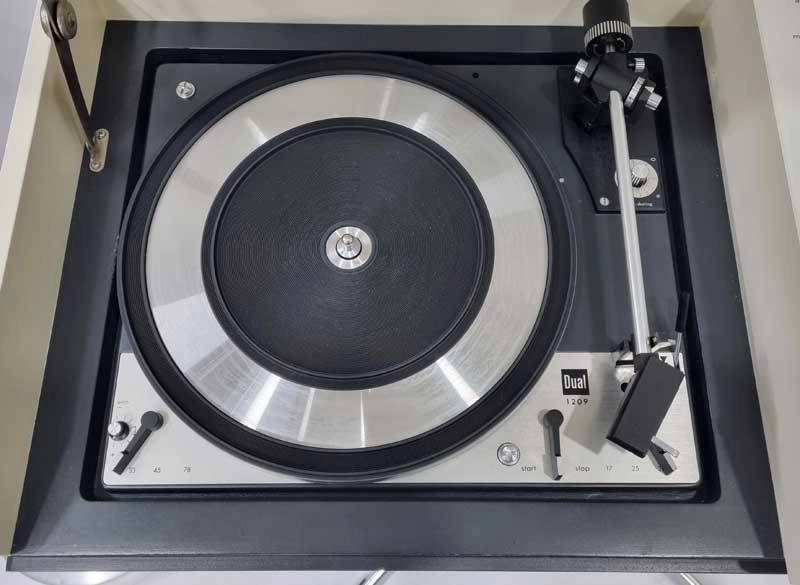 WEGA 3204 스테레오 리시버 AM/FM 올인원 전축 + Audiorama 4000 HiFi 이미지