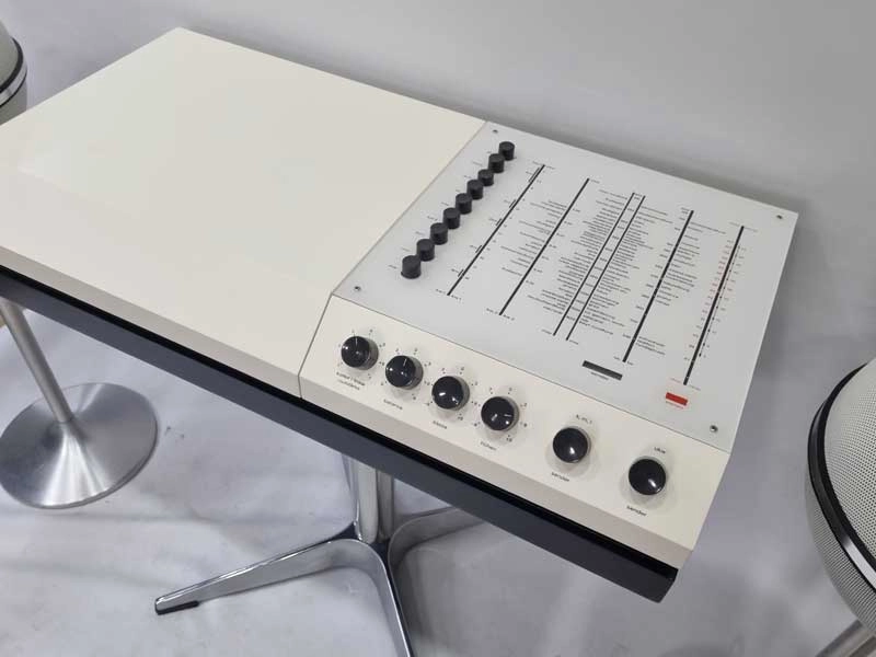 WEGA 3204 스테레오 리시버 AM/FM 올인원 전축 + Audiorama 4000 HiFi 이미지