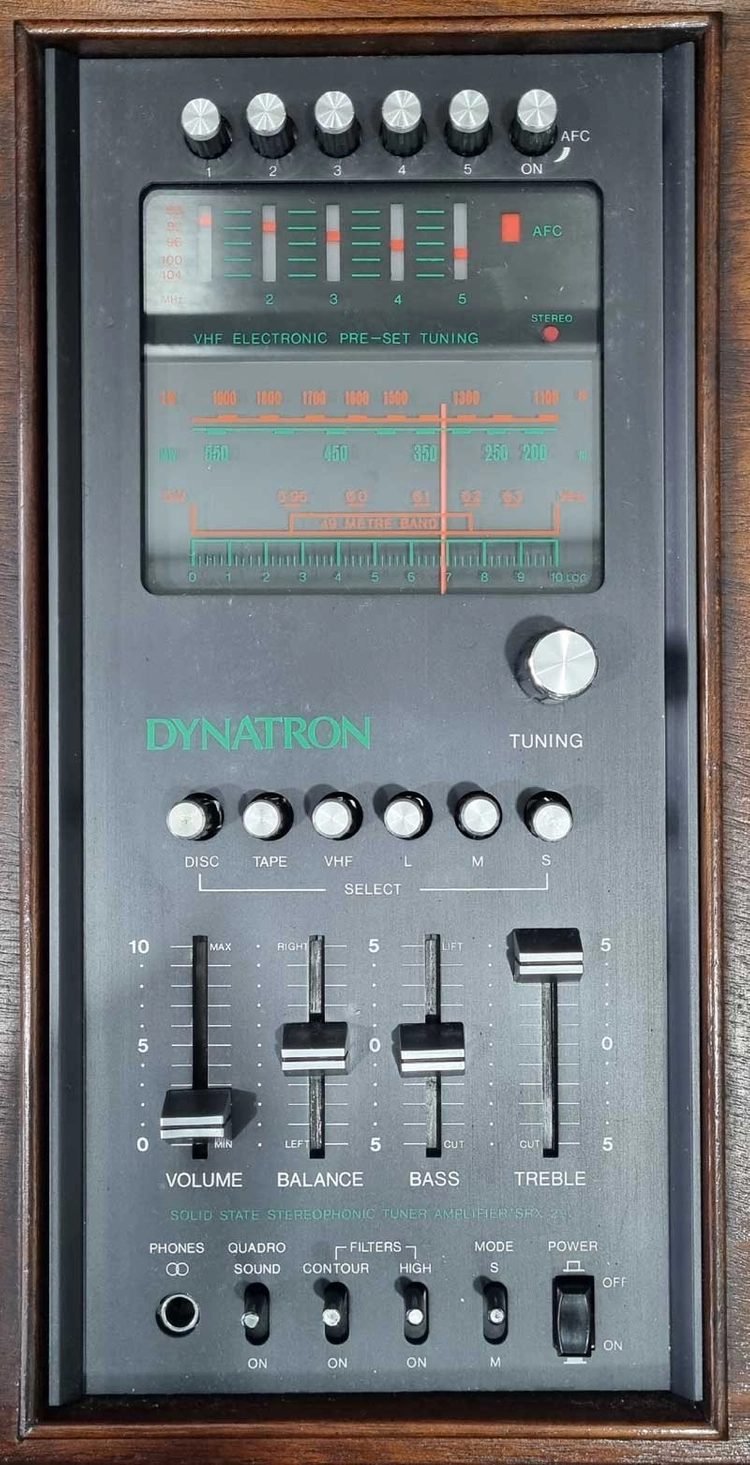 DYNATRON HFC75 스테레오 리시버 AM/FM 전축(LIMITED 버전) 이미지