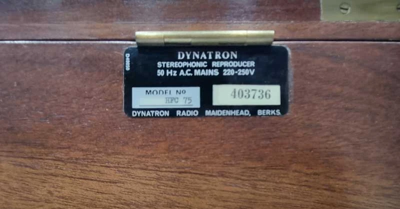 DYNATRON HFC75 스테레오 리시버 AM/FM 전축(LIMITED 버전) 이미지