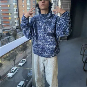 파타고니아 신칠라 패턴 스냅티 M