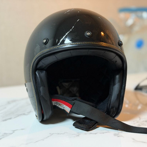 SOL 헬멧 AO-1 유광블랙 (막헬멧) 판매합니다