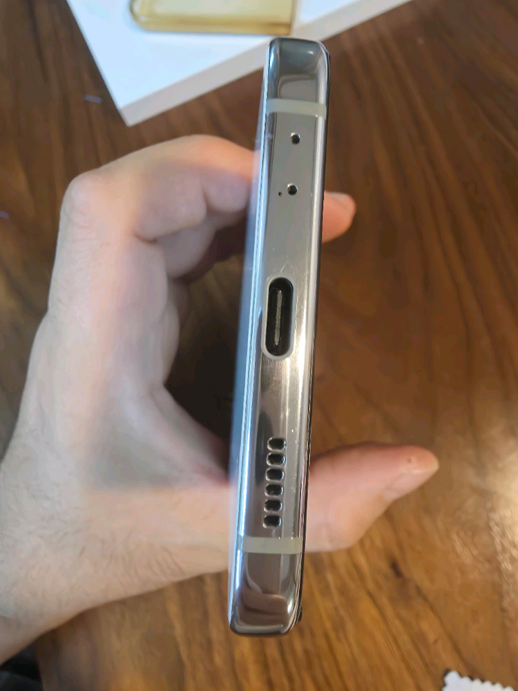 폴더블 스마트폰 256GB 우영우 에디션 S급 이미지