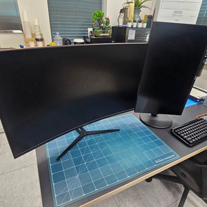 한성 보스모니터 NO7 32인치 커브드 , 이그닉 플루이드 24S