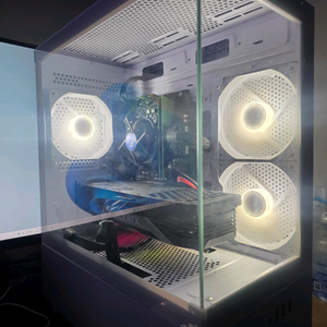 고성능 게이밍 PC 본체