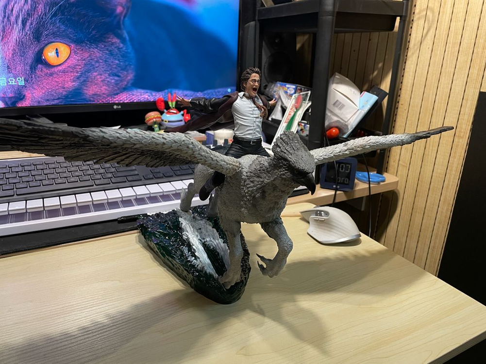 해리포터 벅빅 아이언스튜디오 1/10 스테츄 팝니다--1