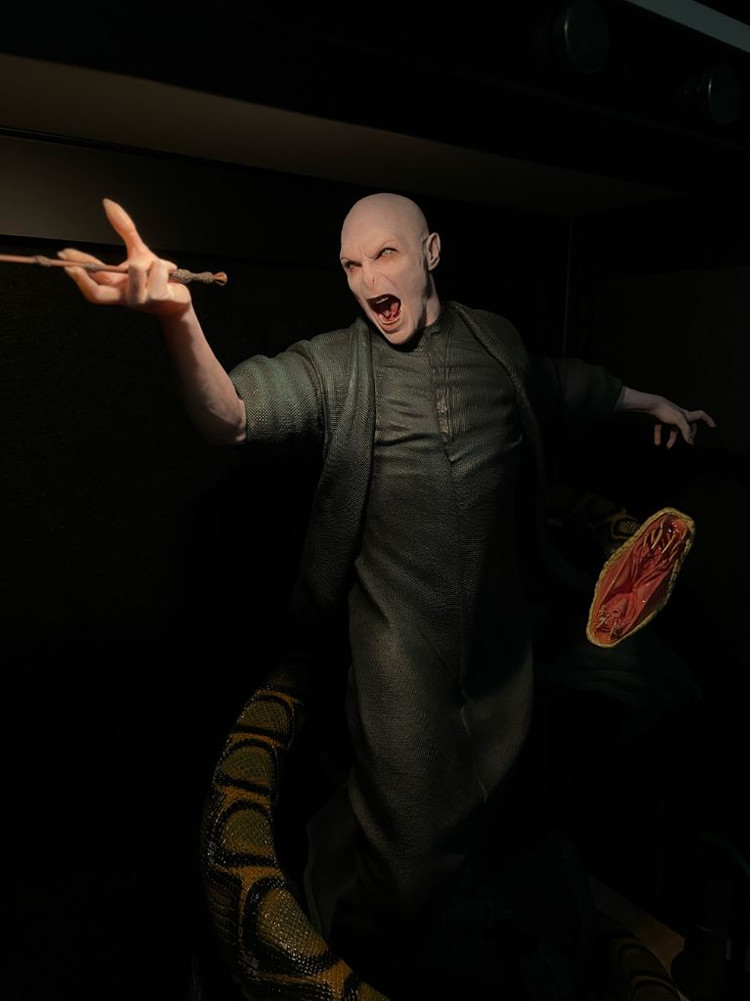 해리포터 볼드모트 스테츄 1/4 아이언스튜디오 팝니다--0