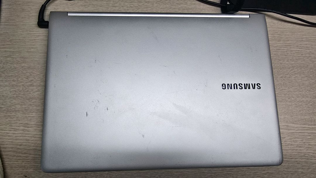 삼성 시리즈9 울트라북 팝니다 (i5/가벼움/NT900X3D)--1