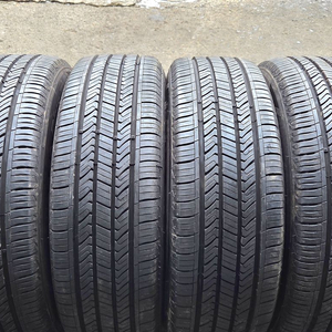 2056516 205 65 16 한국 마일리지플러스3 타이어 셋트 팝니다 이미지