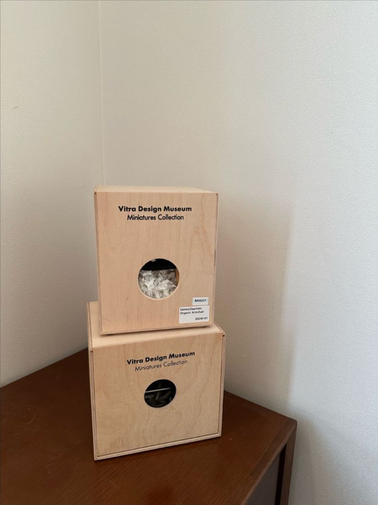 비트라 오가닉 암체어 미니어처--1