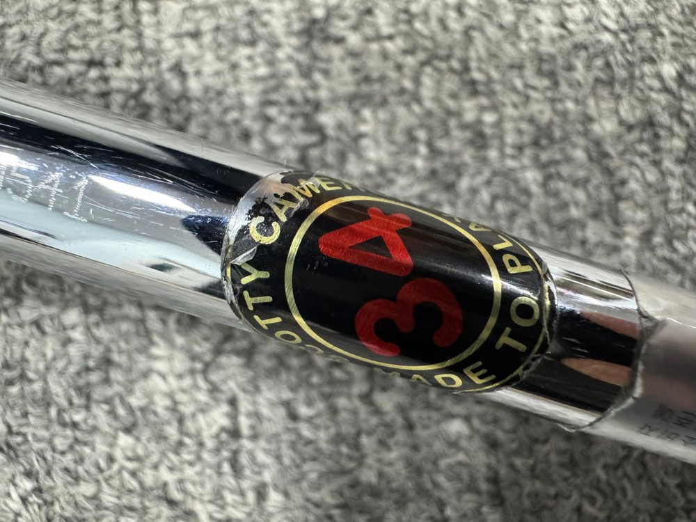 스카티카메론 캘리포니아 패스트백 퍼터 34인치 판매합니다. 이미지