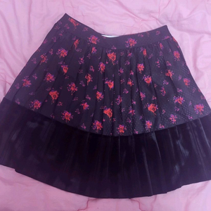 정품)급처새상품!알렉산더맥퀸 고딕고스로리풍귀요미스커트치마펑크룩양산형지뢰계 바디라인st