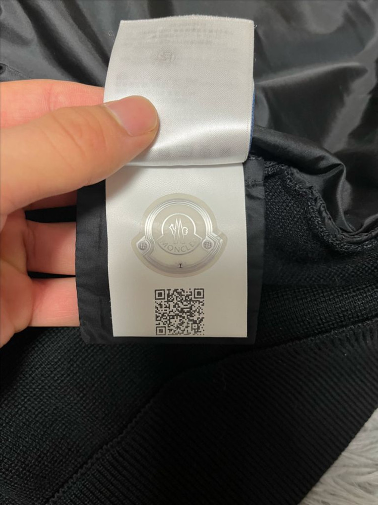 몽클레어 김현우 니트패딩--6