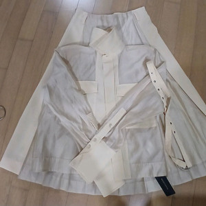 몽또또 아델라스티치 블라우스 s + 아델라 플리츠 스커트 xs 택달린 새상품 세트