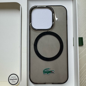 아이폰15프로 라코스테 블랙 케이스 이미지