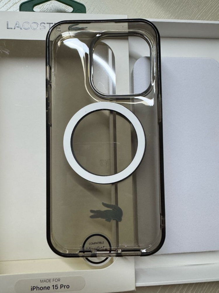 아이폰15프로 라코스테 블랙 케이스 이미지