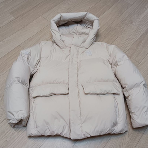 MLB키즈 오리털패딩팝니다(155사이즈)