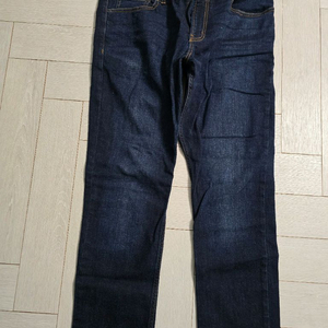 에잇세컨즈 청바지