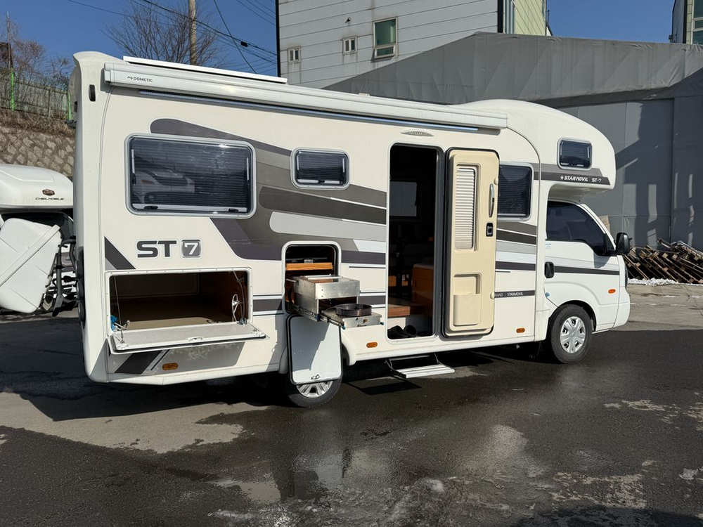 스타모빌 캠핑카 st7--2
