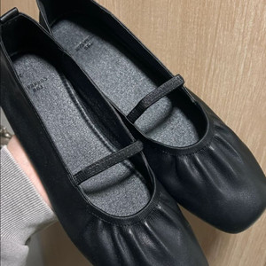 메리제인 플랫슈즈 250사이즈