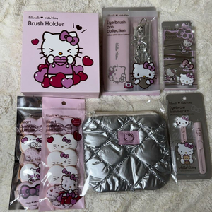 (미개봉) 필리밀리 헬로키티 풀박 브러시세트 퍼프 헤어핀 눈썹칼 파우치 브러쉬홀더 이미지