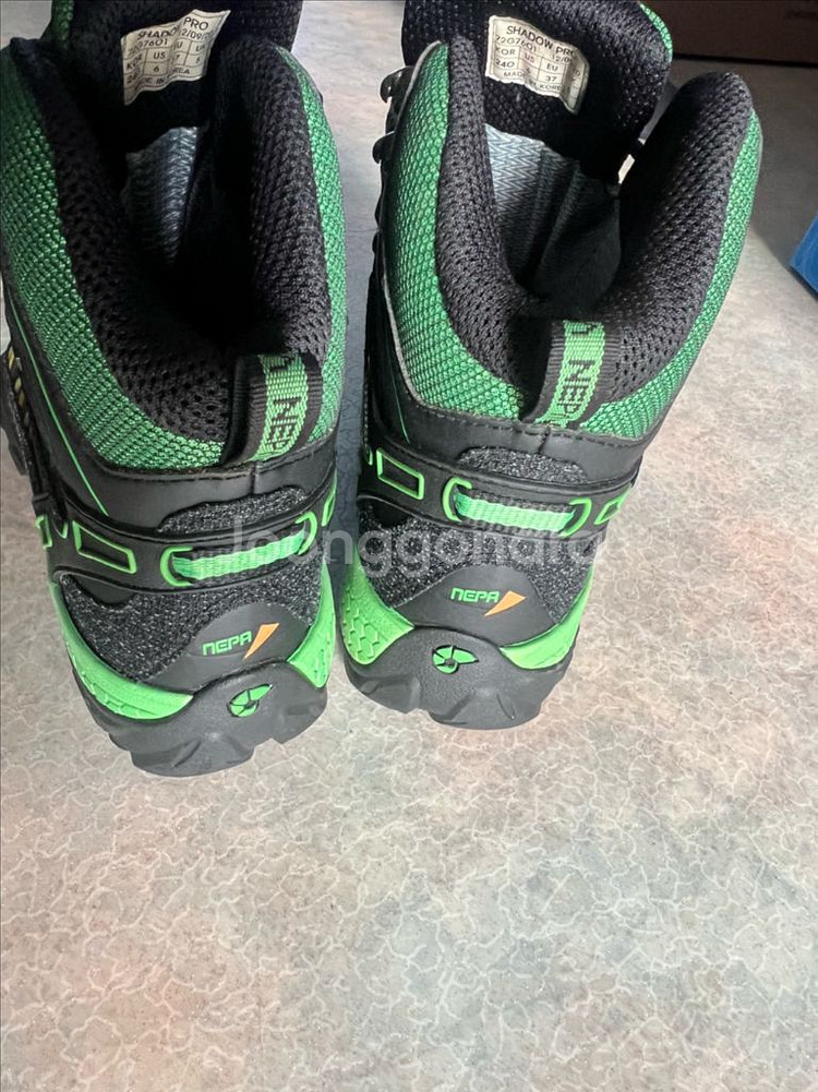 네파 섀도우 프로 등산화 240mm--2