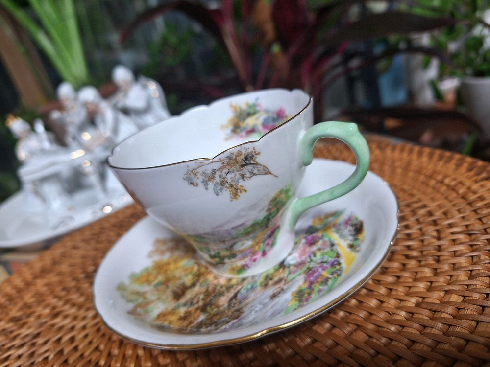 영국 명품 도자기 **쉘리(Shelley)**의 헤더(Heather)찻잔세트 이미지