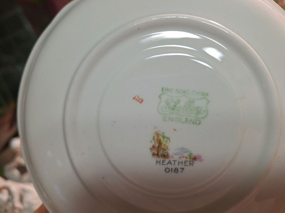 영국 명품 도자기 **쉘리(Shelley)**의 헤더(Heather)찻잔세트 이미지