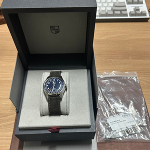 오리스 빅크라운 포인터데이트 403 판매합니다.