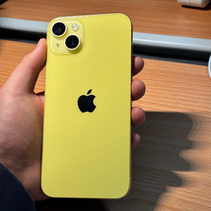 아이폰14플러스 바나나 옐로우 이미지